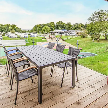 2 Bedroom In Semesterbostad *